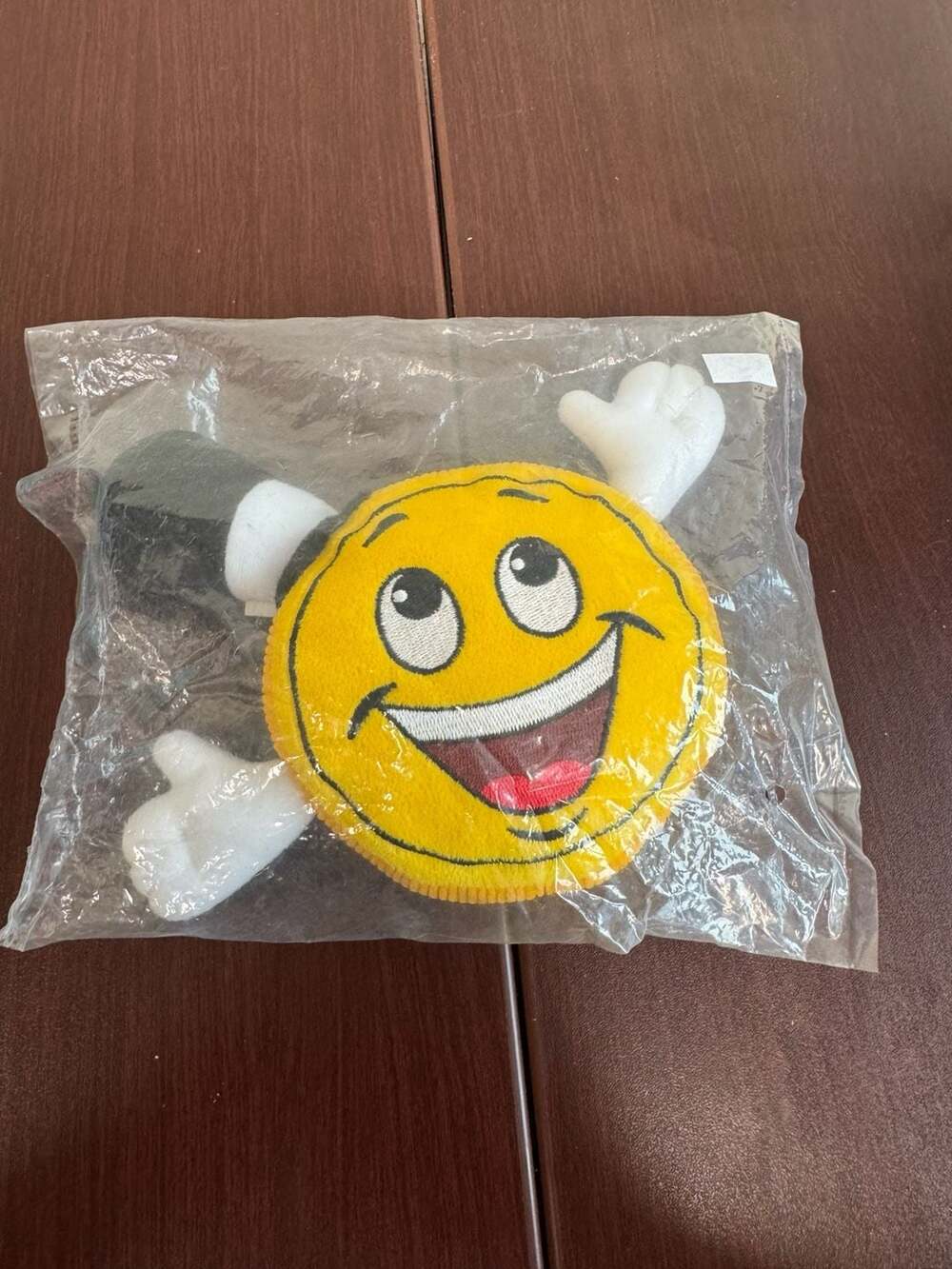 Aristocrat Cashman Smiley Face Mascot Plush Toy